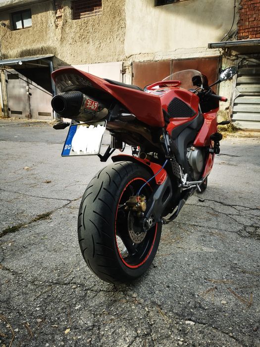 Honda cbr 1000rr sc 57