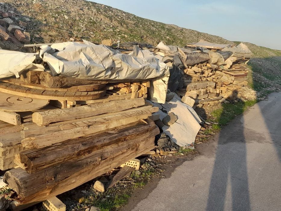 Уй учун брус ва йогоч матереиаллари