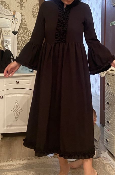 Продаются женские платья