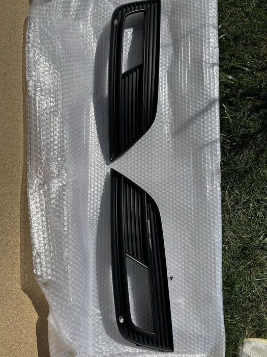 Vand grile proiectoare audi A4 B8
