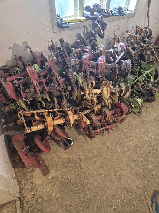 Aparat   Legator   Cama   Presa   Balotiera   Sgorbati   New holand