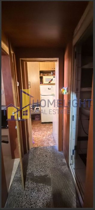 Тристаен апартамент в кв. Център