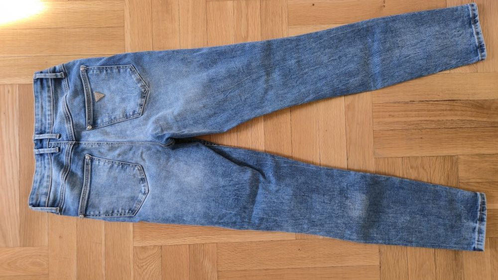 Guess 24 номер/Зара 36