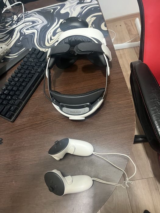 Vand meta quest 3s cu manete