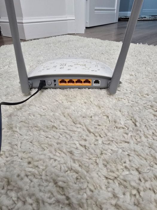 ADSL2+ модем-роутер TP-Link