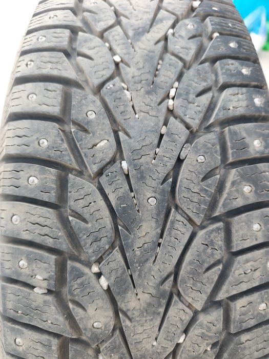 Шины 225/65 r17, комплект