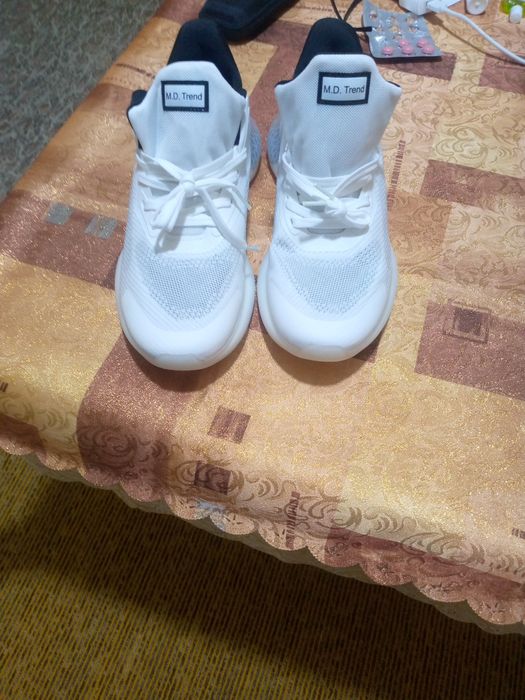 Цена за пару 450т. Сум