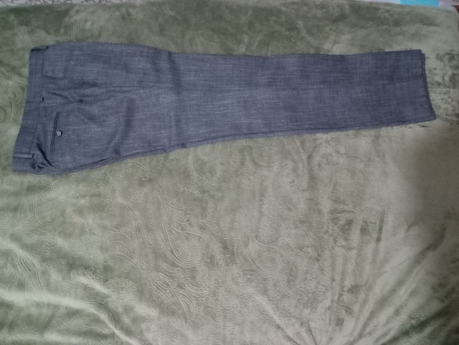 Продам  пиджак тройку