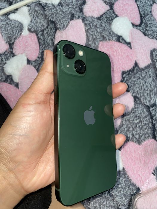 Айфон 13 128гб есть коробка