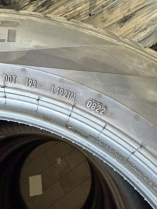 Pielli scorpion 255/55 R 18