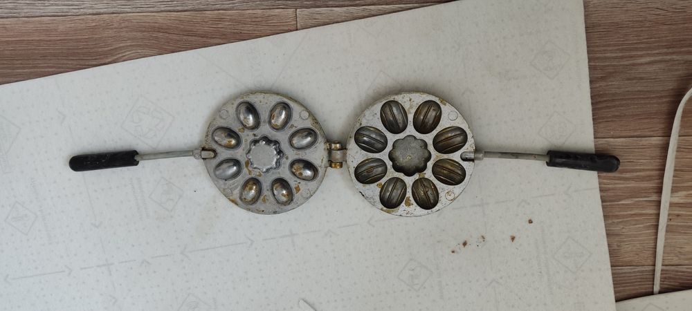 БУ Орешница и Форма для печенья