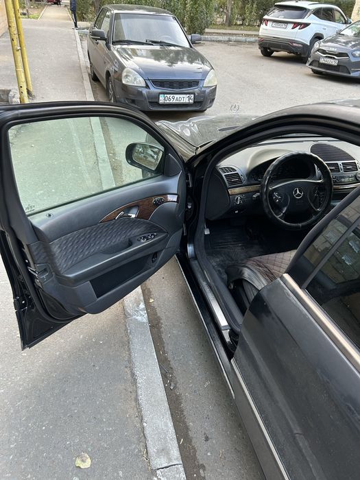 Мерседес Е240 в кузове W211