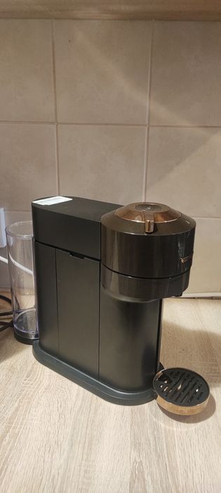 Expresor Nespresso Vertuo Next