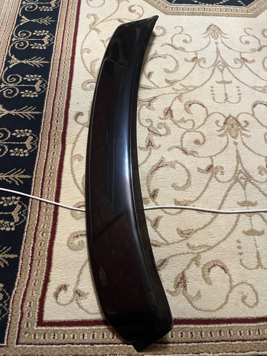 Продам козырек на камри