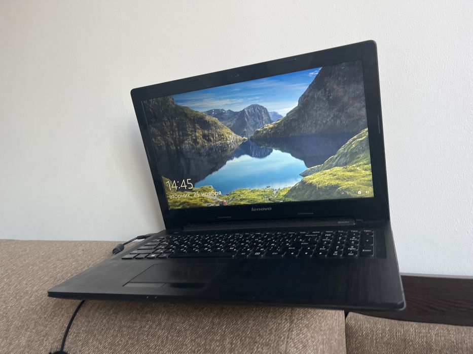 Ноутбук Lenovo
