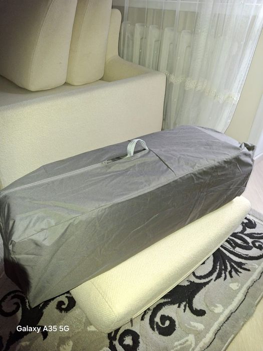 Манеж кроватка .