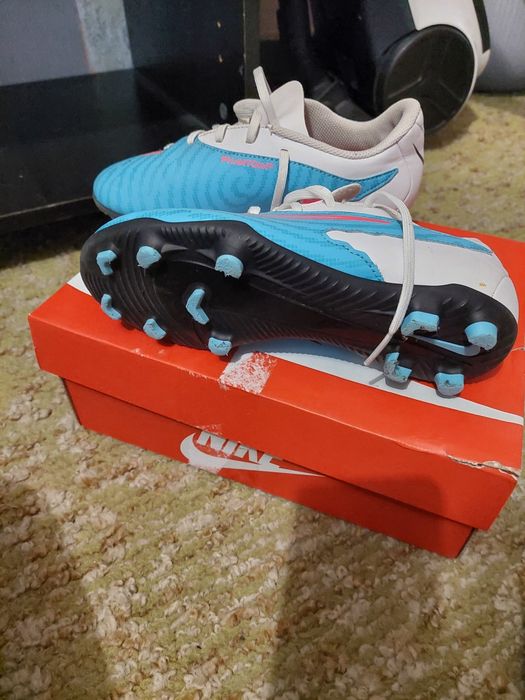 Ботонки найк 35.5