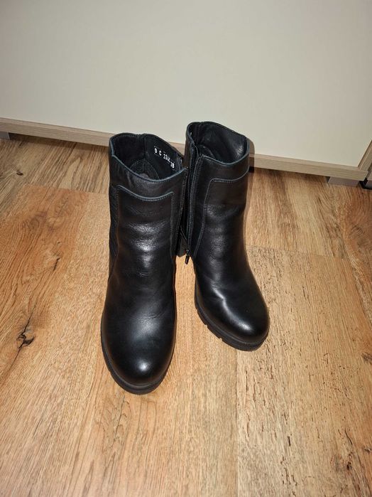 Ghete dama Marelbo, marime 38