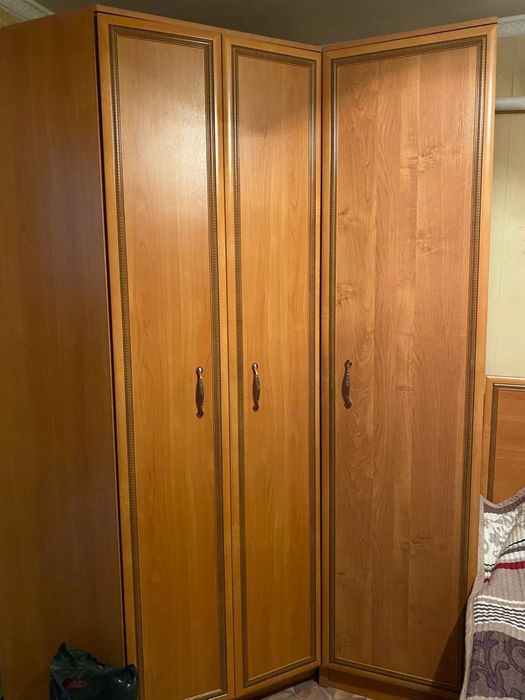 Шкаф и кровать!!