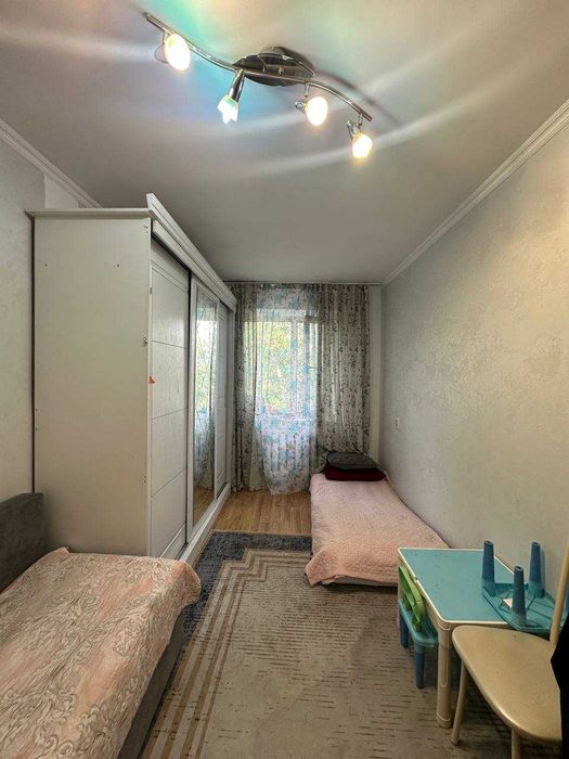 Продам 3-х комнатную квартиру в районе КЖБИ