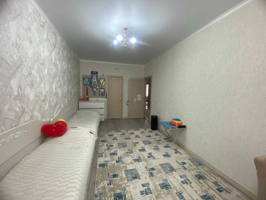 Продам 3 ком кв на Алтын Арман 2018г