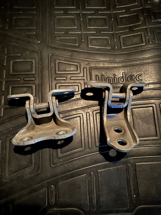 Дверные петли