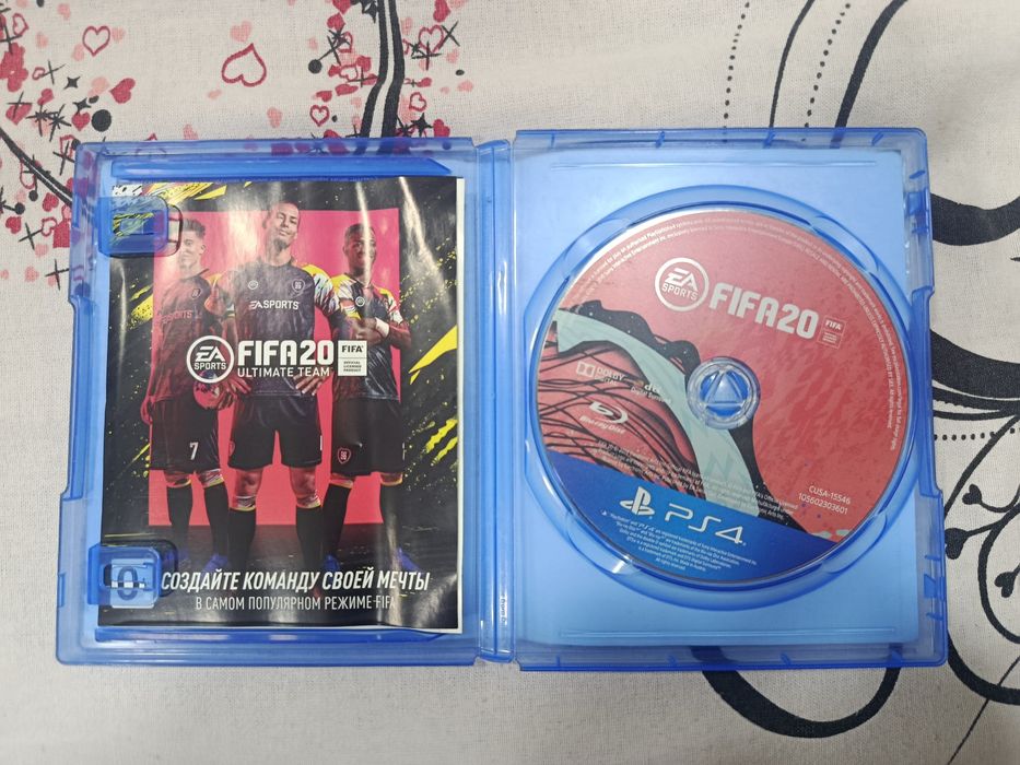 Продаю FIFA 20 PS4