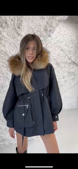 Продам парку натуралка,срочно!