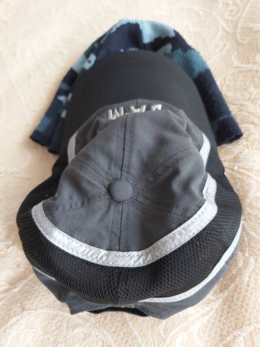 D A M, рибарска шапка с козирка+подарък камуфлаж фес.