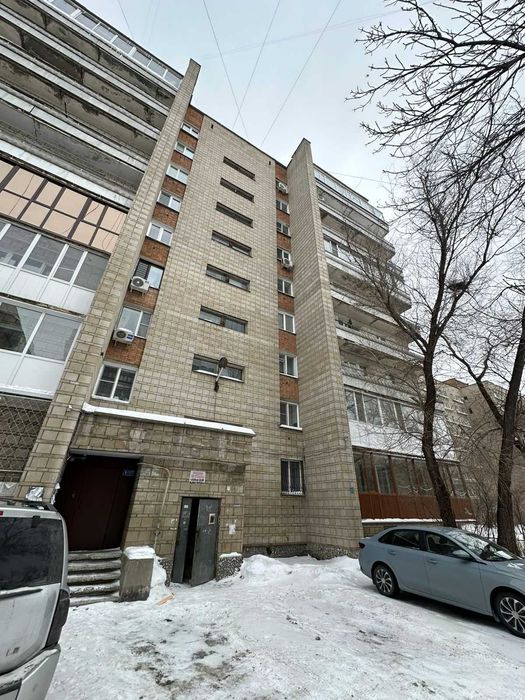 4х, 83м2, НАБЕРЕЖНАЯ, Чехова, 7, 3 ЭТАЖ, 1975г.п. лоджия 15м.