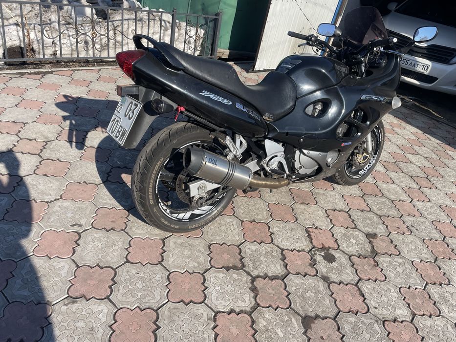 Мотоцикл сузуки катана