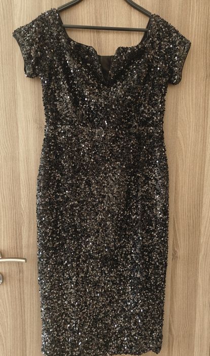 Черна официална рокля