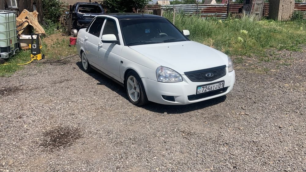 Продам приору с музыкой