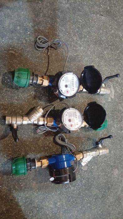 Продам водяные счетчики