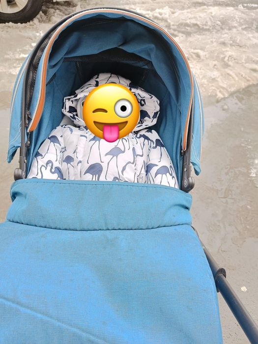 Продам каляску все сезонную