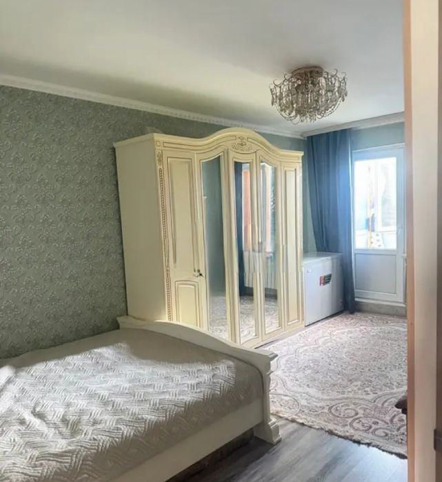 продам 4-х ком. дет.мир 5-этаж