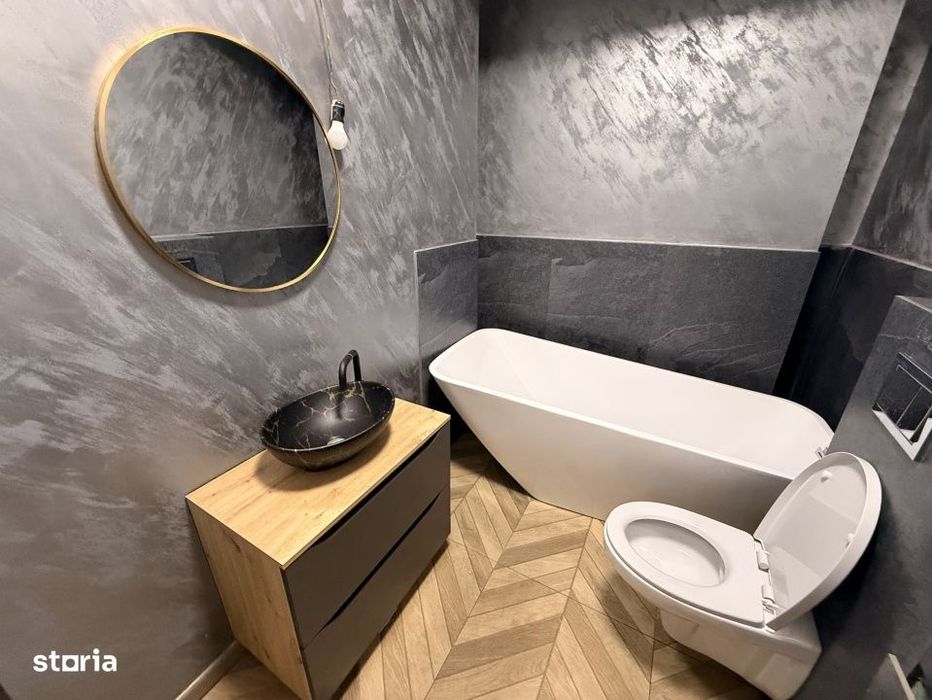 Spatiu de birouri/ Apartament de vanzare, 48 mp, balcon, zona Grigores