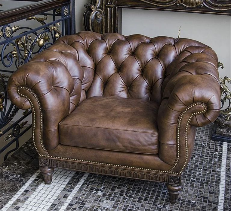 Перетяжка ремонт и реставрация мягкой мебели