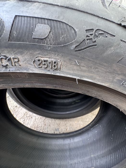 Good year 235/45/19