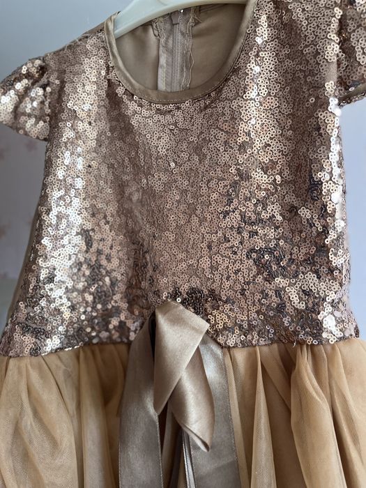 Платье нарядная