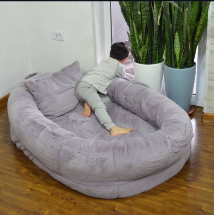 Кровать плуфи кокон.