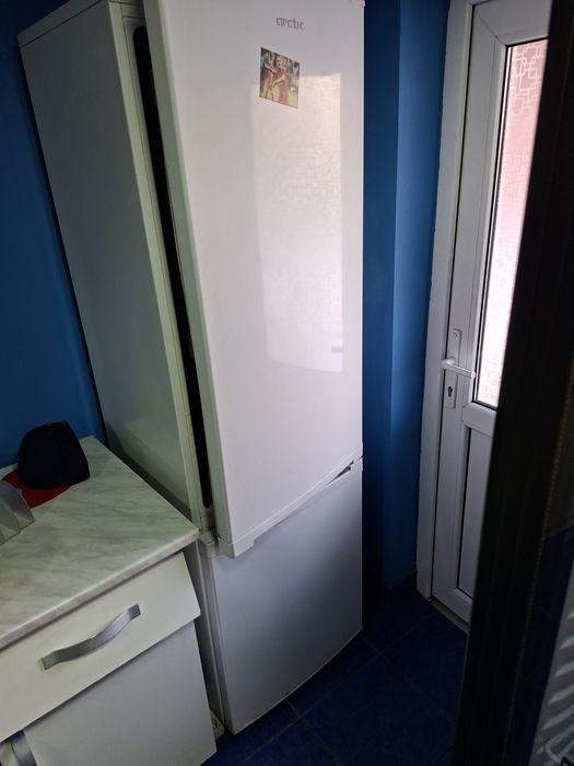 Frigider cu congelator 3 sertare artic