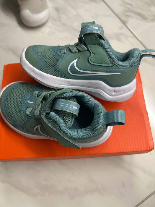 Nike чисто нови