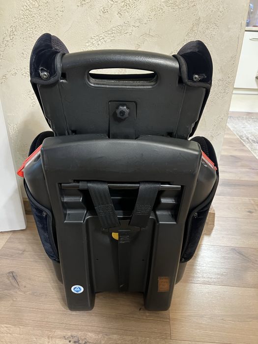 Детски стол за кола RECARO