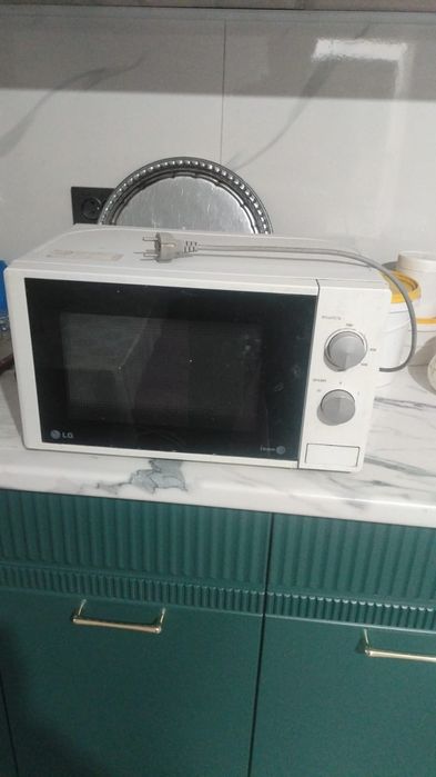 Холодильник и микровалновка