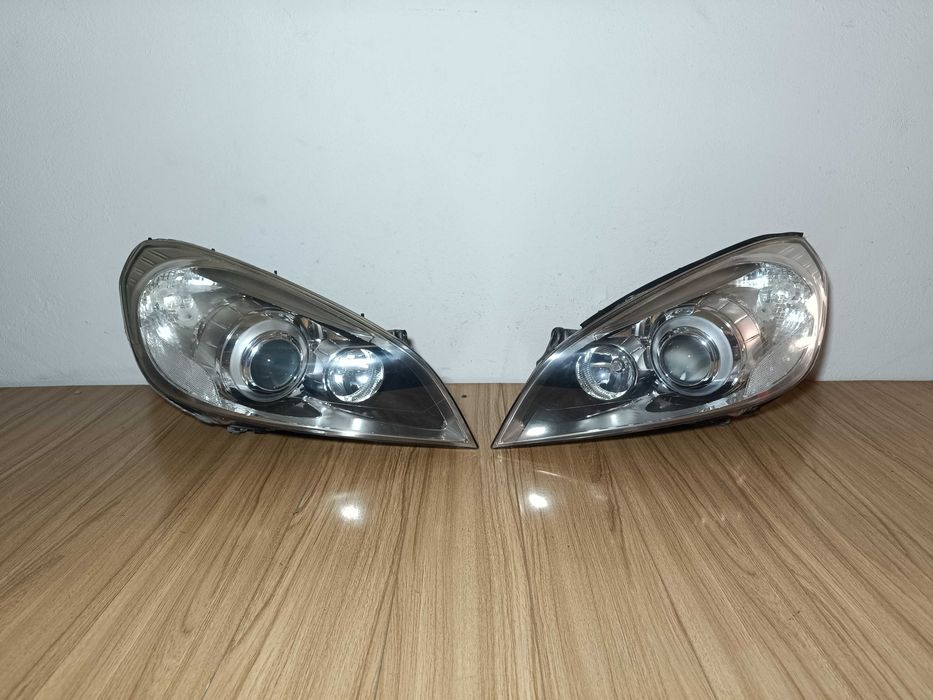 Фары 2шт XENON Volvo S60 V60 10-13г Вольво передние Ксенон Оригинал
