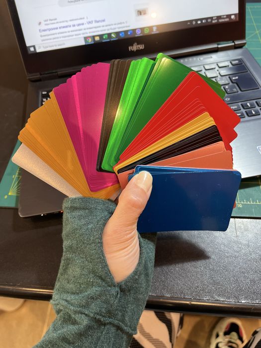 Метални визитки гравирани / пълноцветен печат