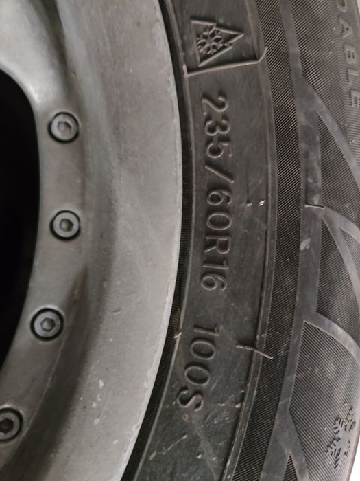 В продаже шипованные колёса R16!