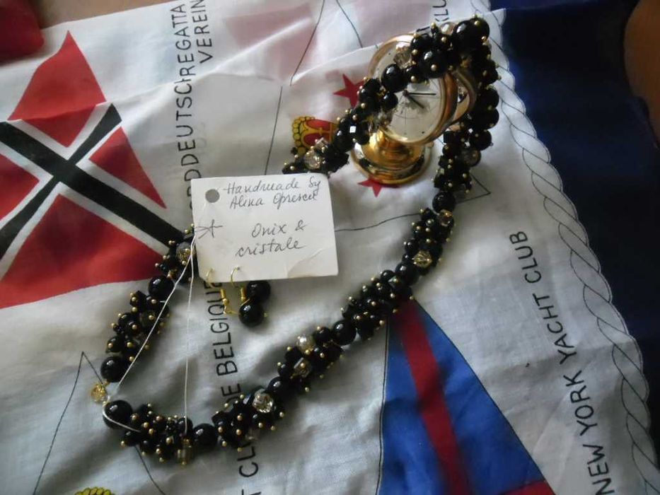 coliere pietre semipretioase si perle