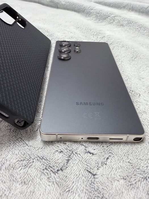 Samsung Galaxy S25 Ultra 512GB Titan Black, Husă Spigen, Garanție 2027